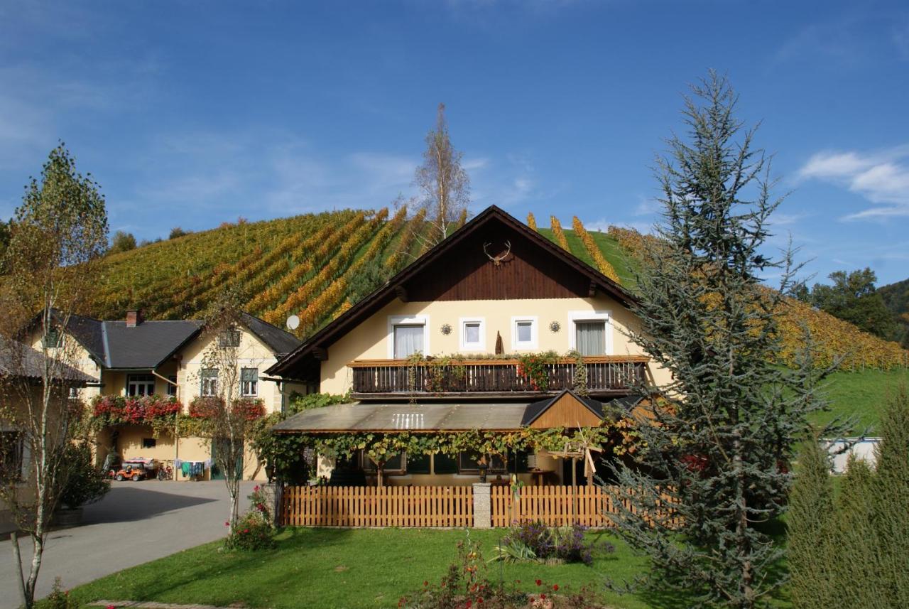 Weingut Lieschnegg Hotel Leutschach Bagian luar foto