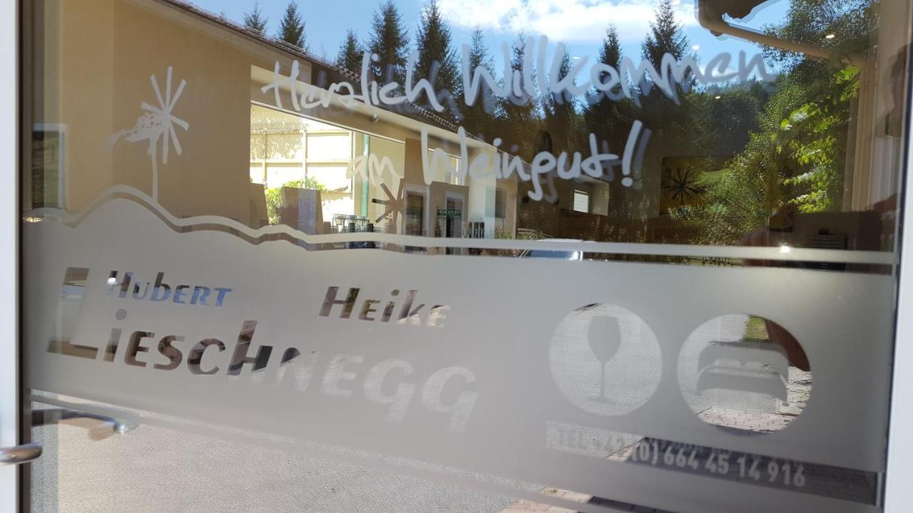 Weingut Lieschnegg Hotel Leutschach Bagian luar foto