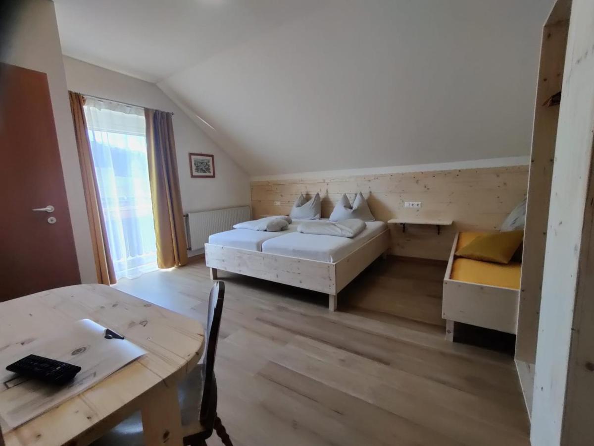 Weingut Lieschnegg Hotel Leutschach Bagian luar foto